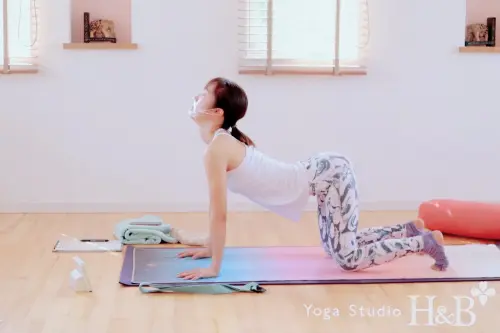 SAKIのヨガクラスの紹介 - Yoga Studio H＆B